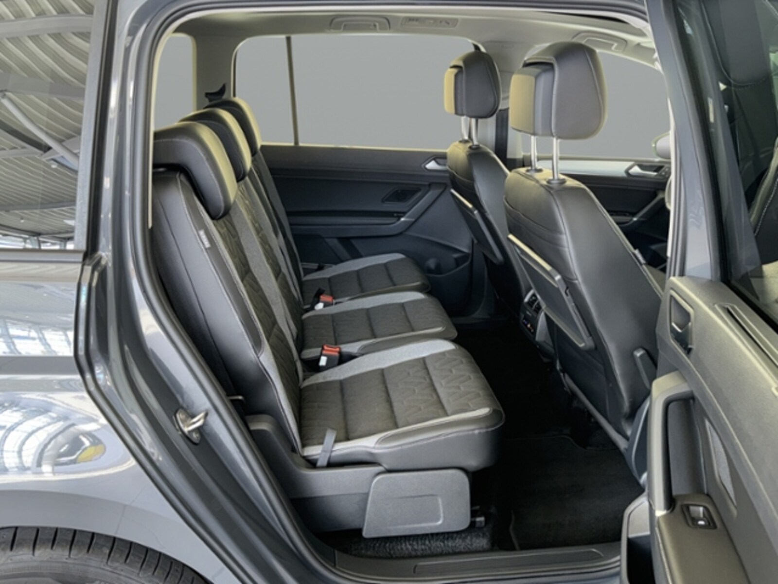 Volkswagen Touran – Bild 16