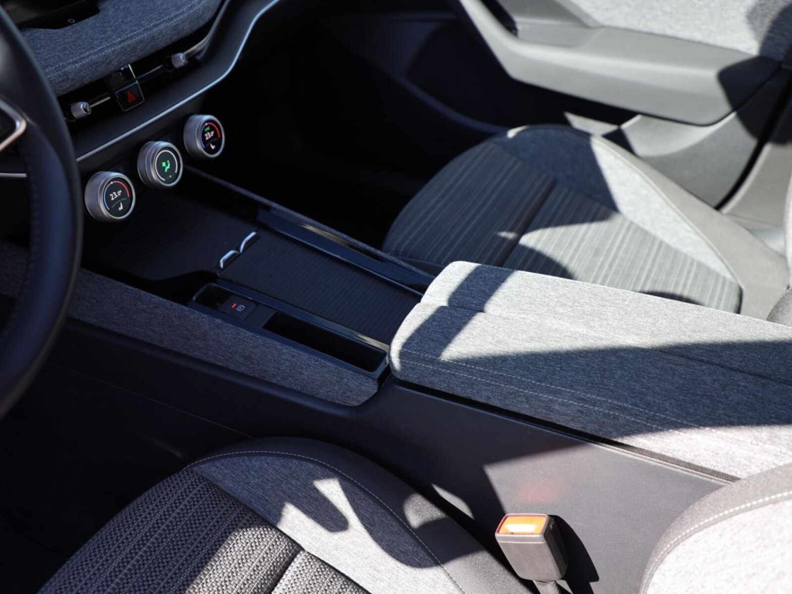 Škoda Superb Combi – Bild 14