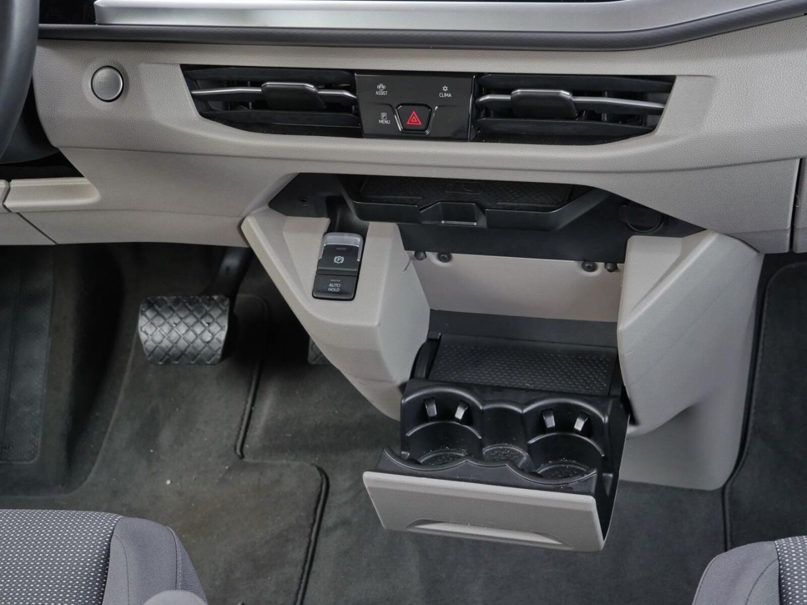 Volkswagen Multivan Langversion – Bild 9