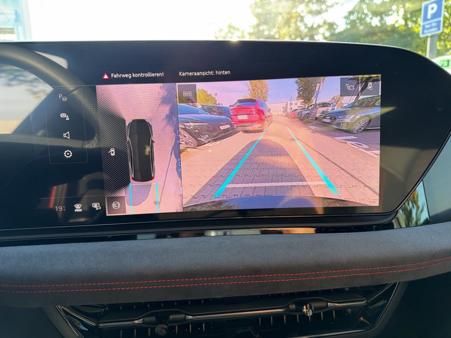 Bild über Audi S6 Avant e-tron e-tron quattro - für weitere Informationen kontaktieren Sie den Audi Partner