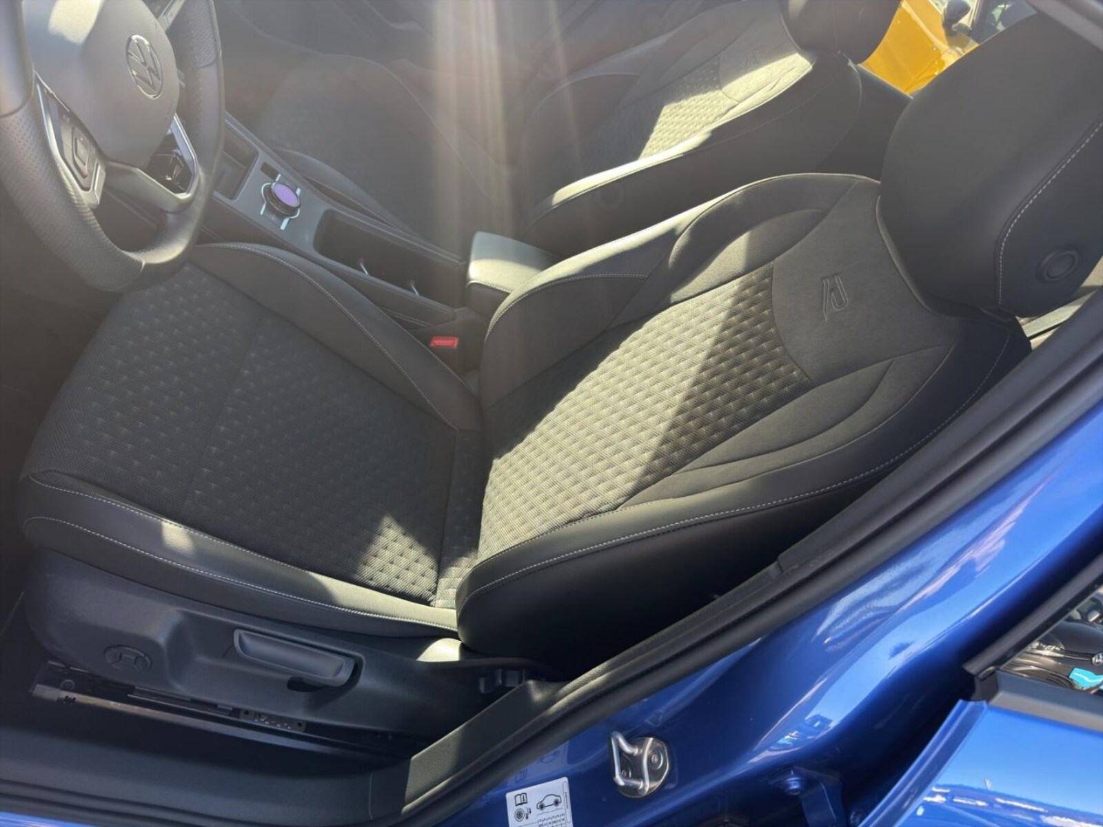 Volkswagen T-Roc – Bild 18