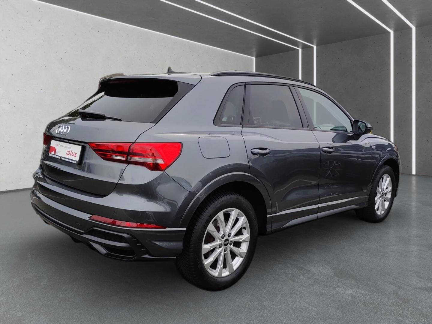 Image about Audi Q3 35 TFSI S tronic
