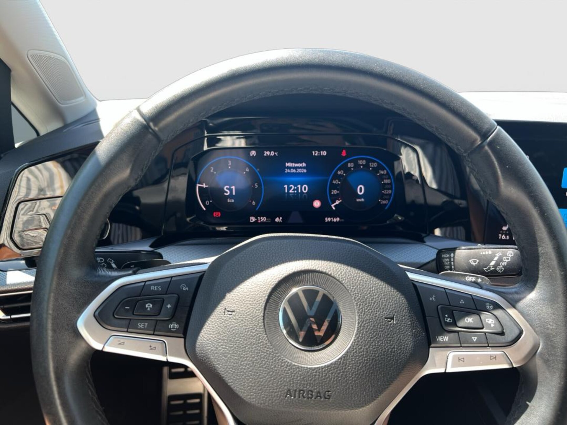 Volkswagen Golf Active