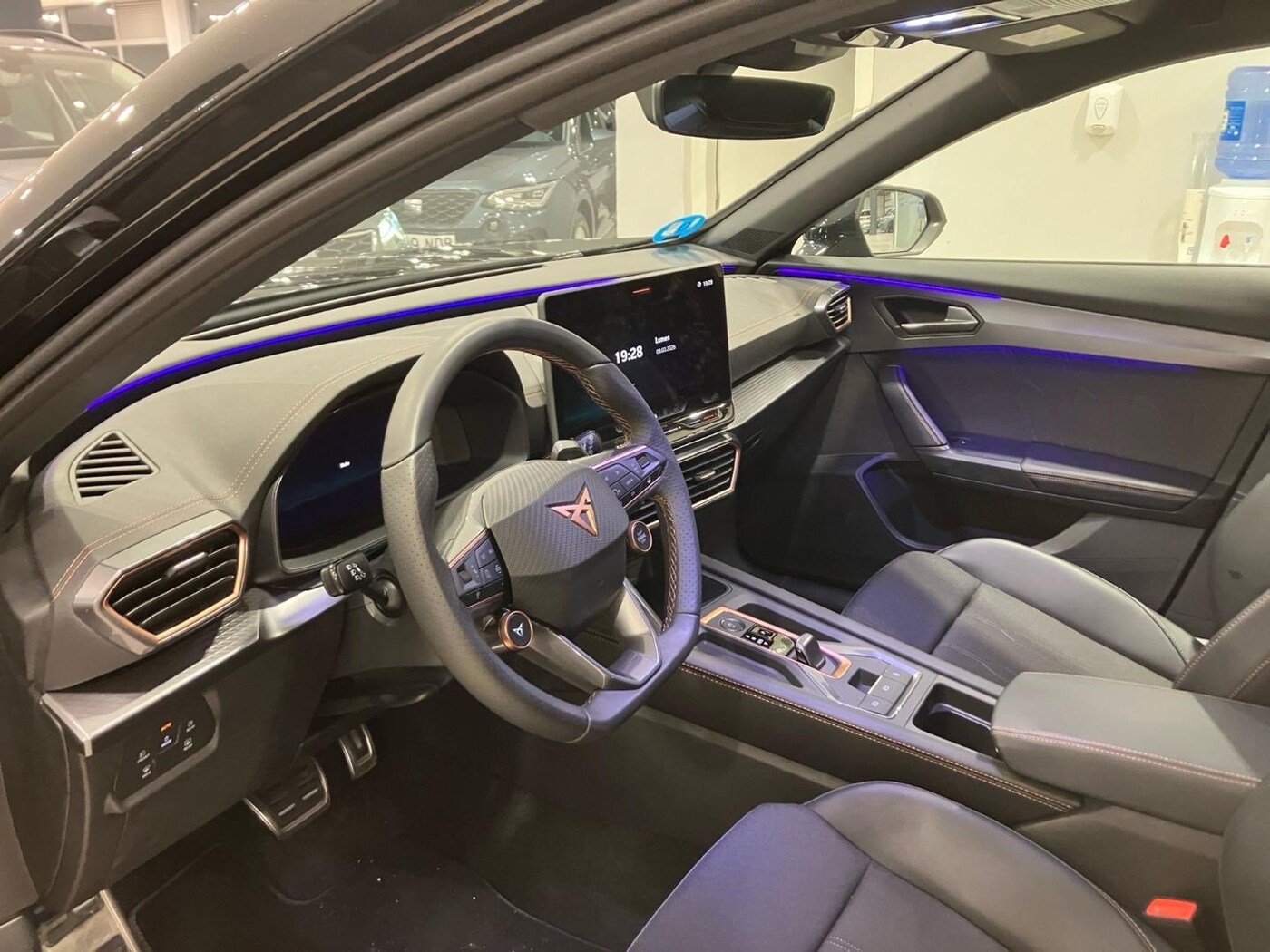 CUPRA Formentor 1.5 TSI e-Hybrid DSG 150 kW (204 CV) — photo 11
