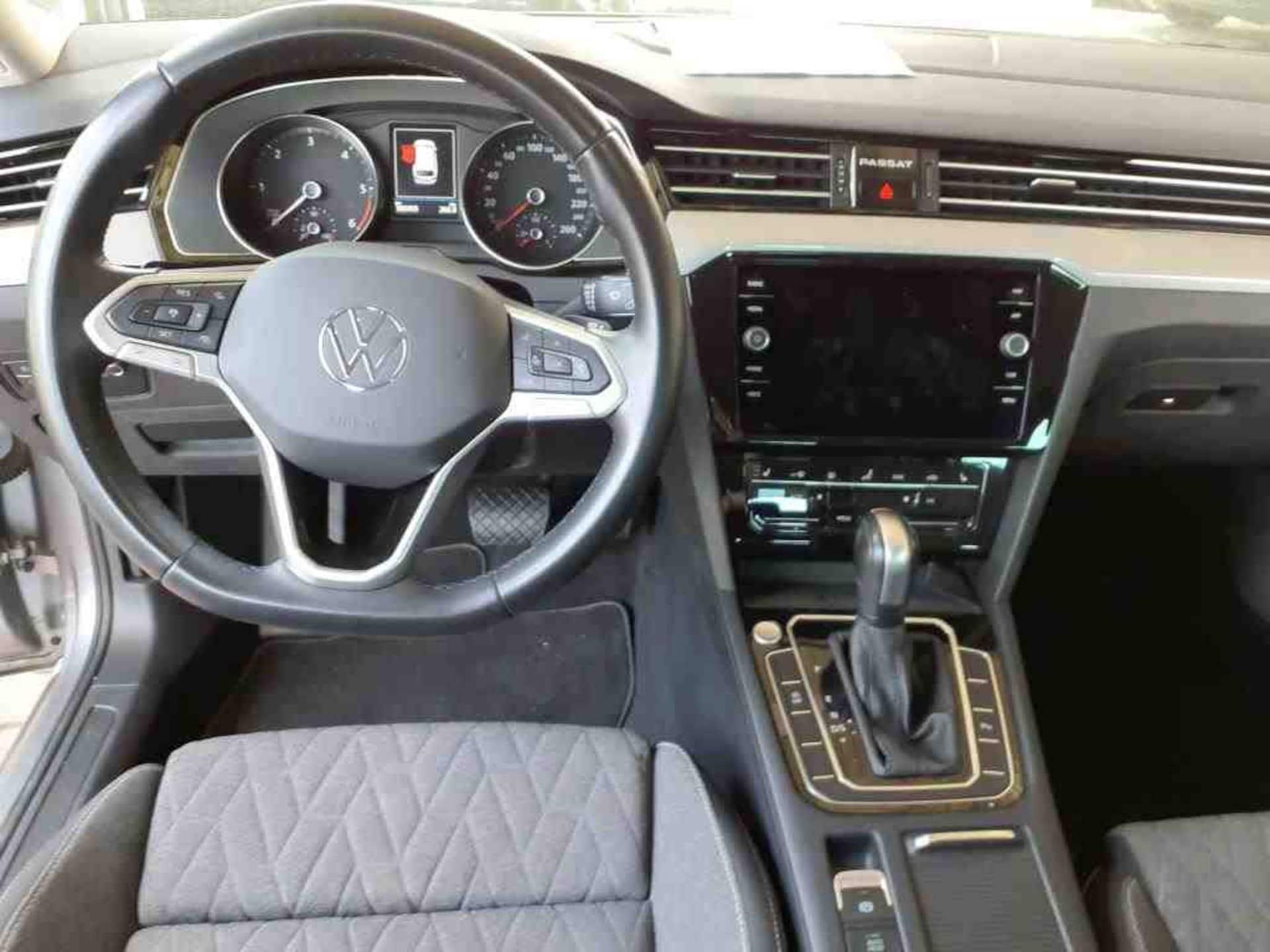 Volkswagen Passat Variant Business