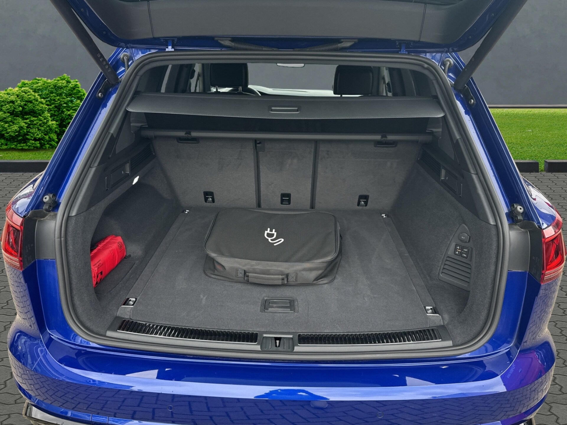 Volkswagen Touareg R