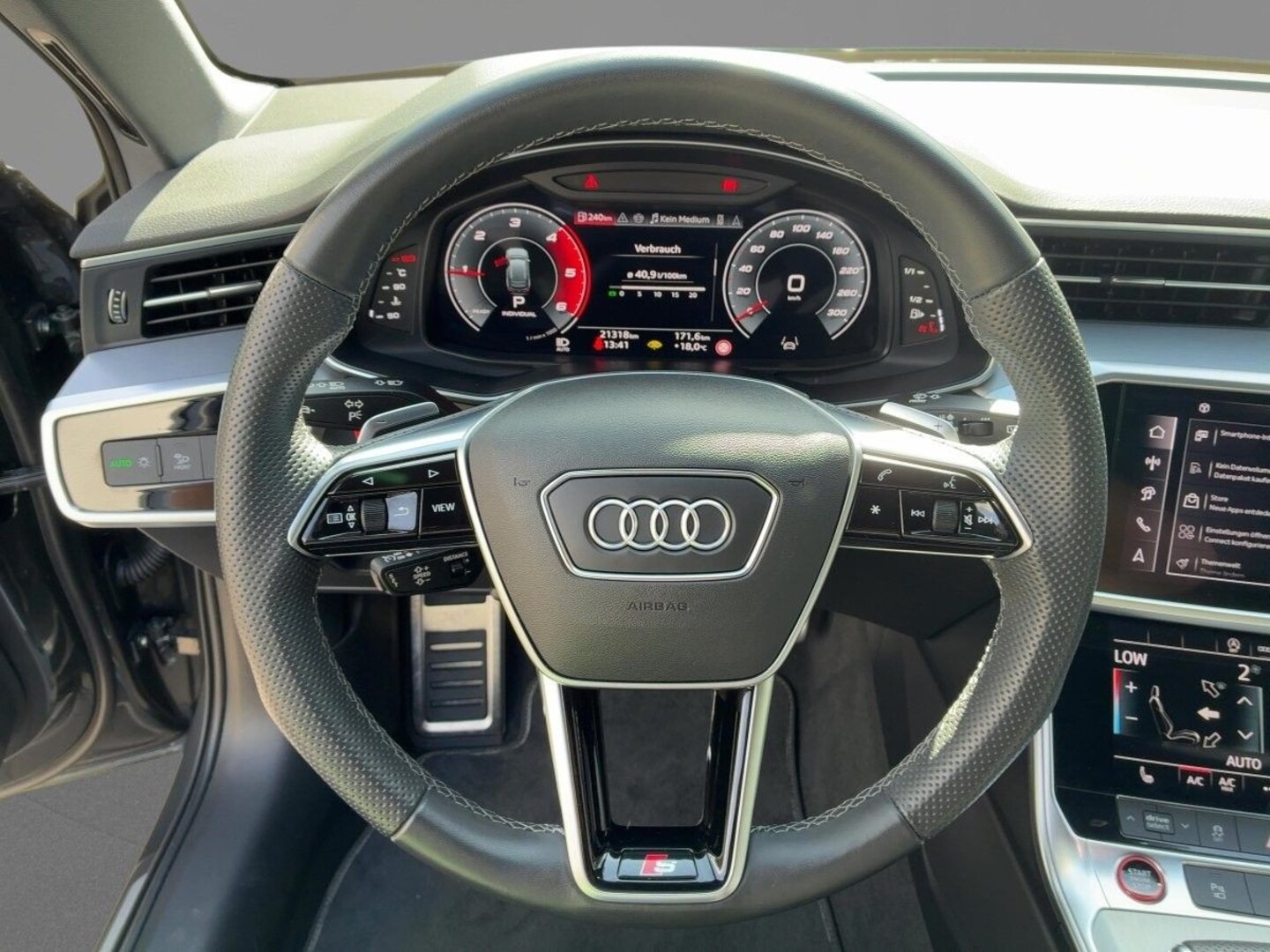 Bild über Audi S6 Avant TDI quattro tiptronic - für weitere Informationen kontaktieren Sie den Audi Partner