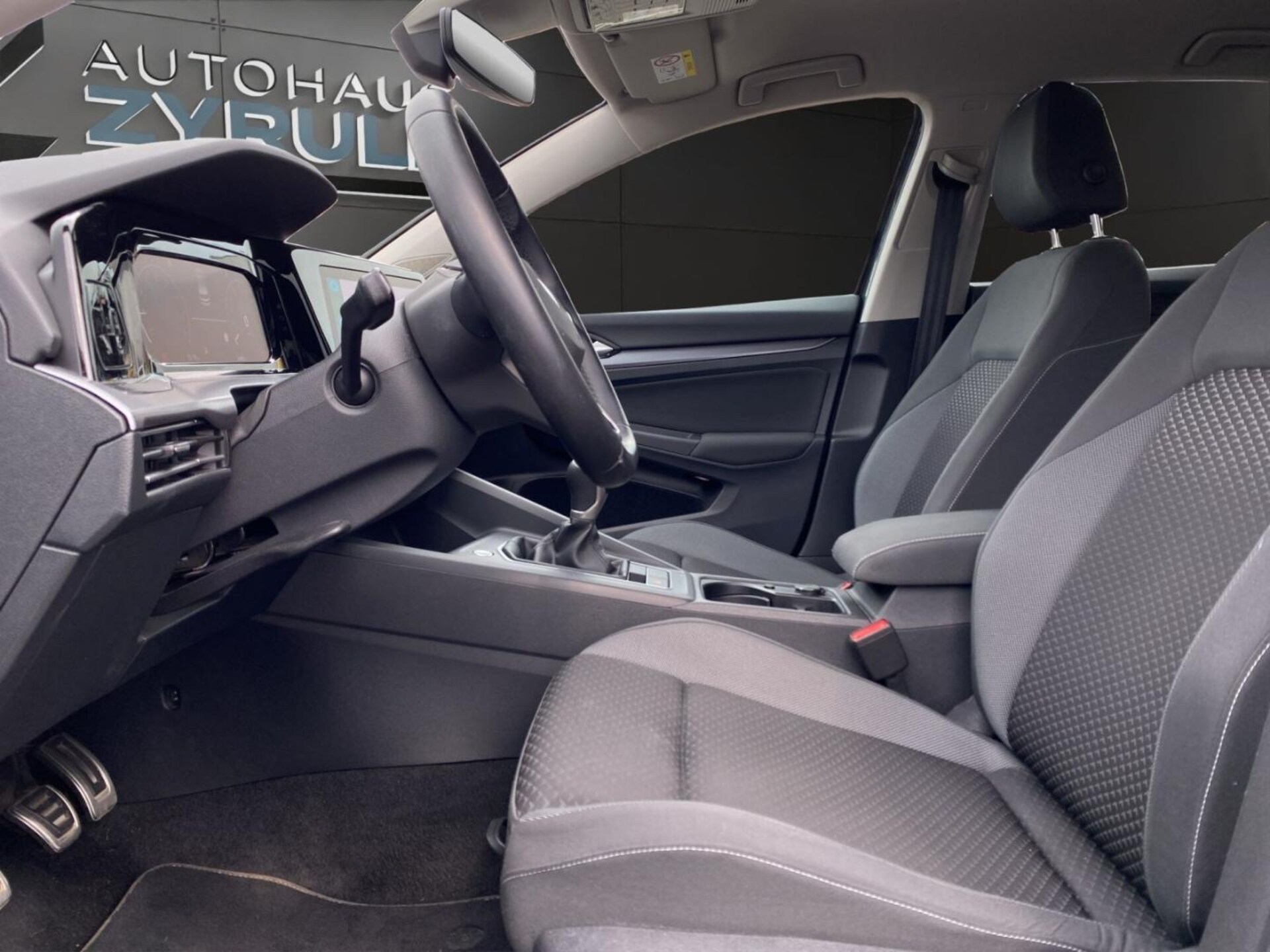 Volkswagen Golf Active
