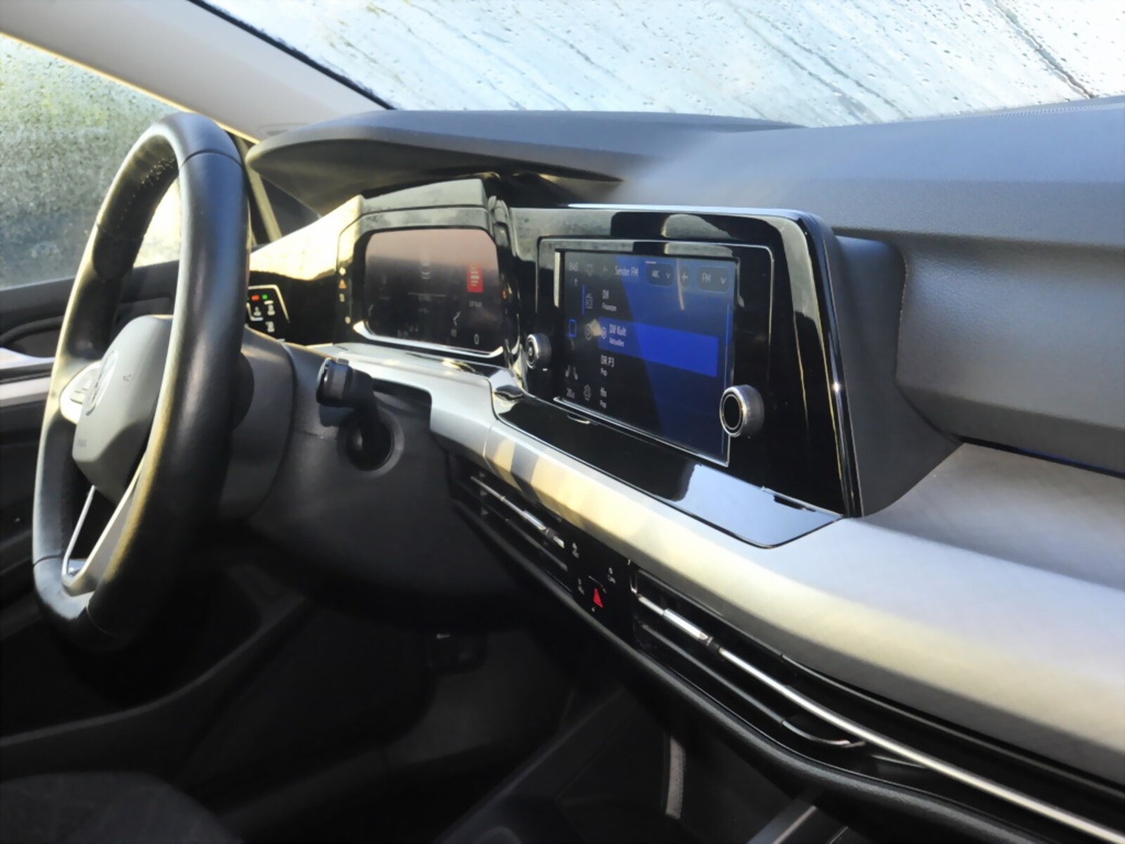 Volkswagen Tiguan – Bild 11