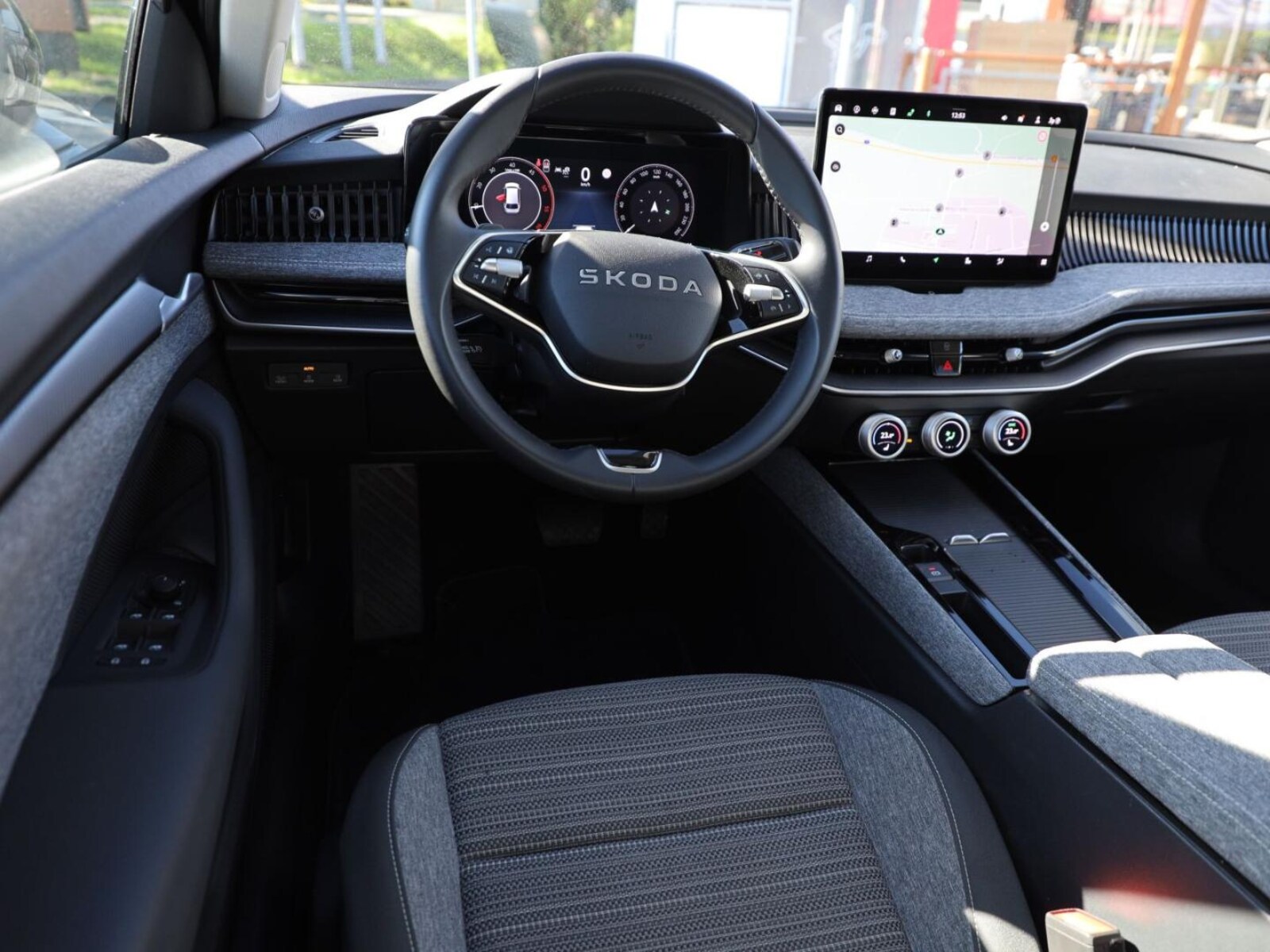 Škoda Superb Combi – Bild 19