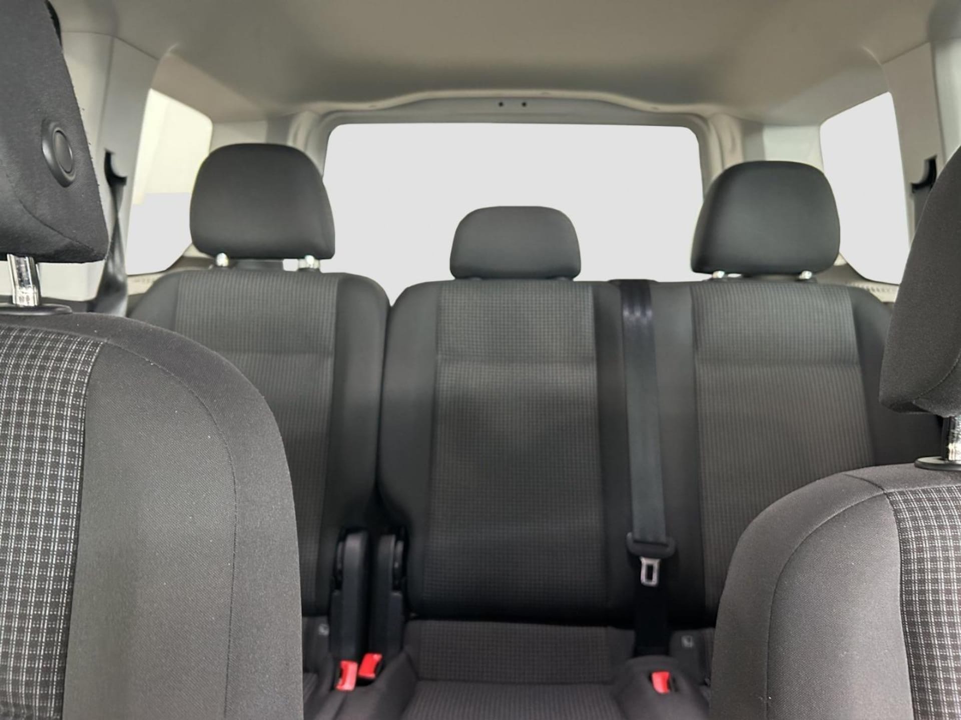 Volkswagen Caddy Basis-Modell