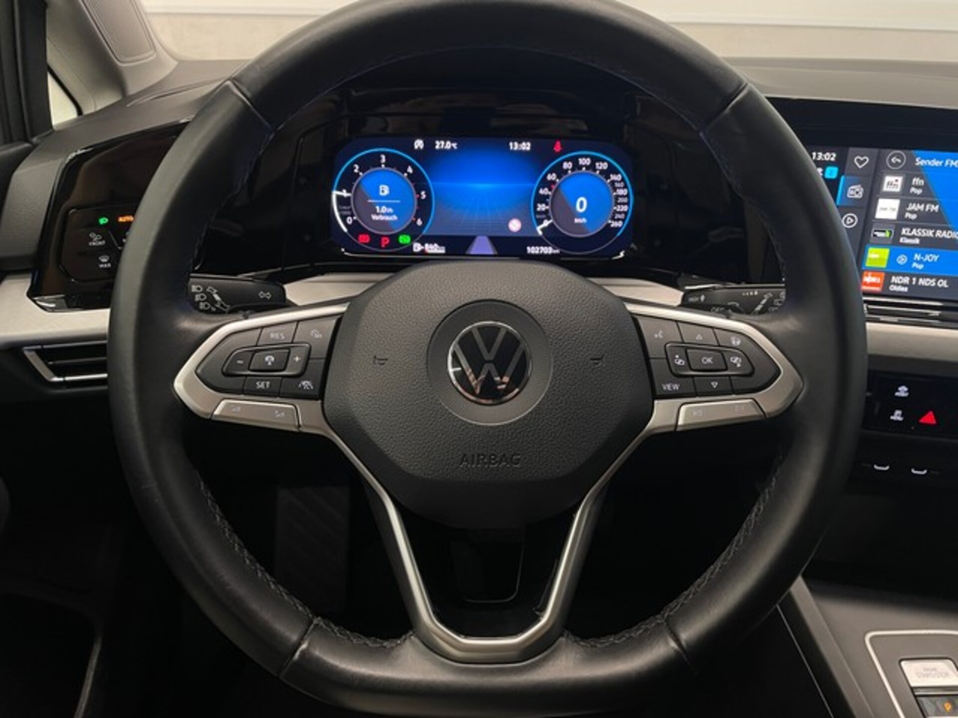 Volkswagen Golf Life