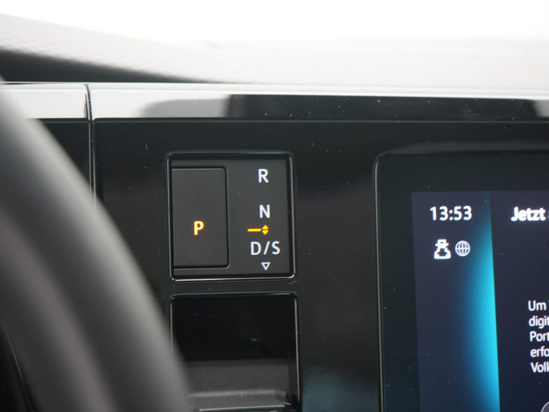 Volkswagen Multivan Basis-Modell