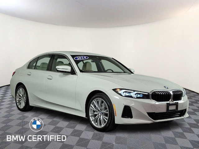 Photo of 2024 BMW 330i