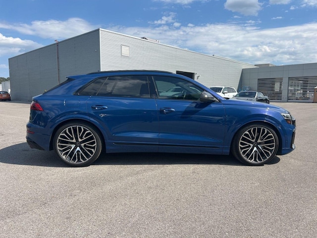 2024 Audi SQ8