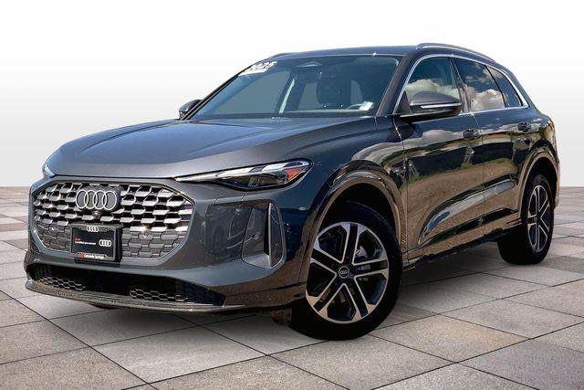 Photo of 2025 Audi Q5