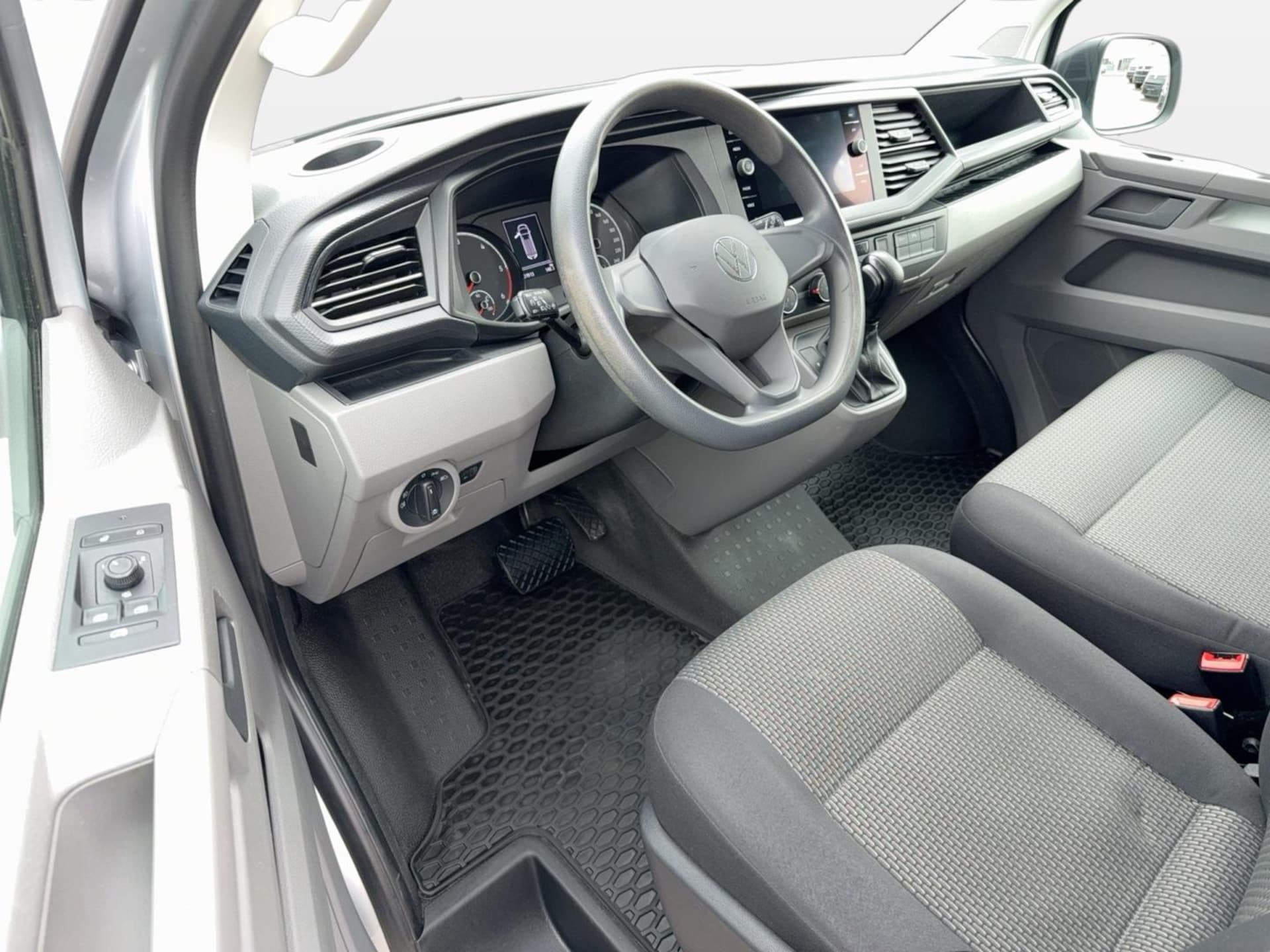 Volkswagen T6.1 Transporter Kasten kurzer Radstand