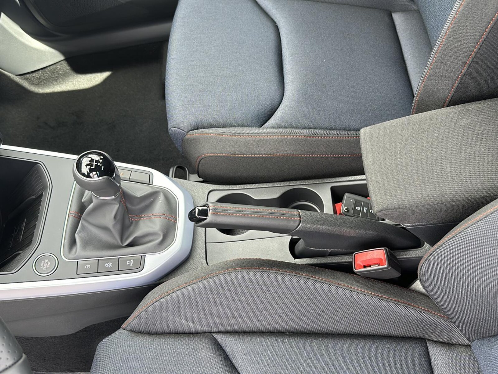 SEAT Arona – Bild 10