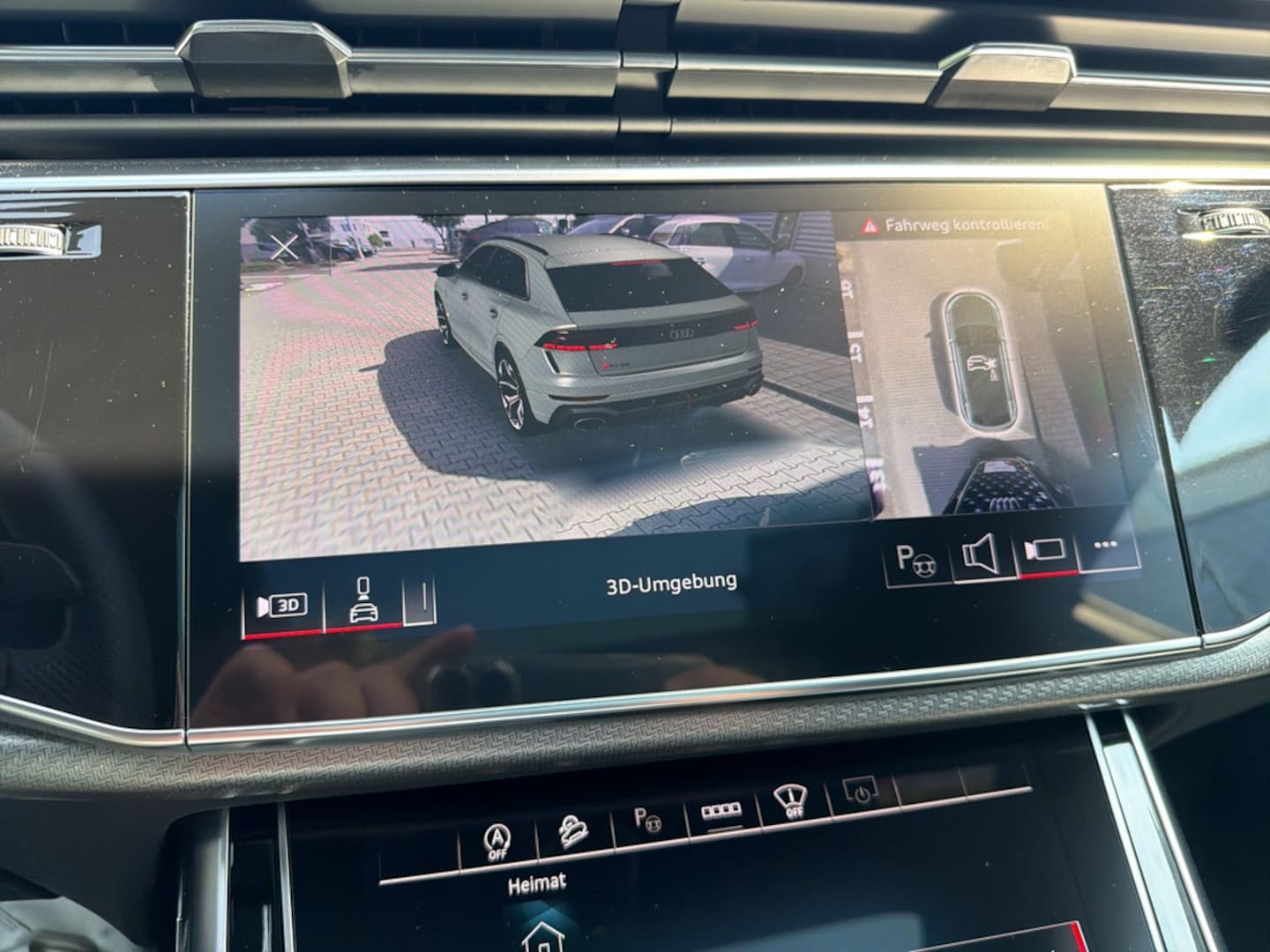 Bild über Audi RS Q8 SUV TFSI quattro 441 kW tiptronic - für weitere Informationen kontaktieren Sie den Audi Partner