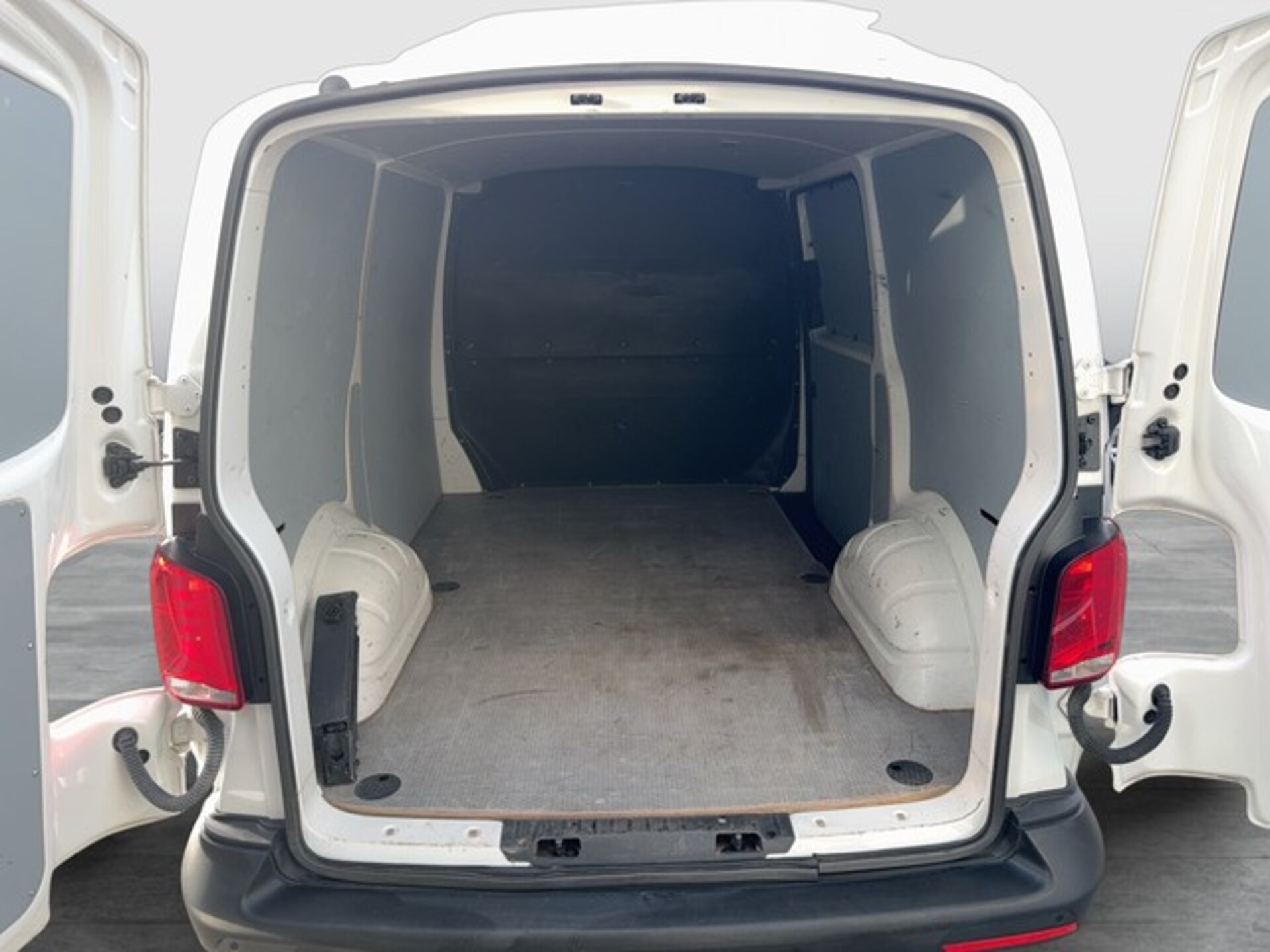 Volkswagen T6.1 Transporter Kasten kurzer Radstand