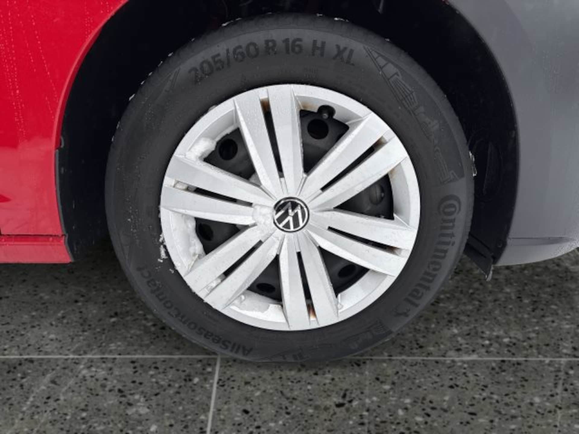 Volkswagen Caddy California