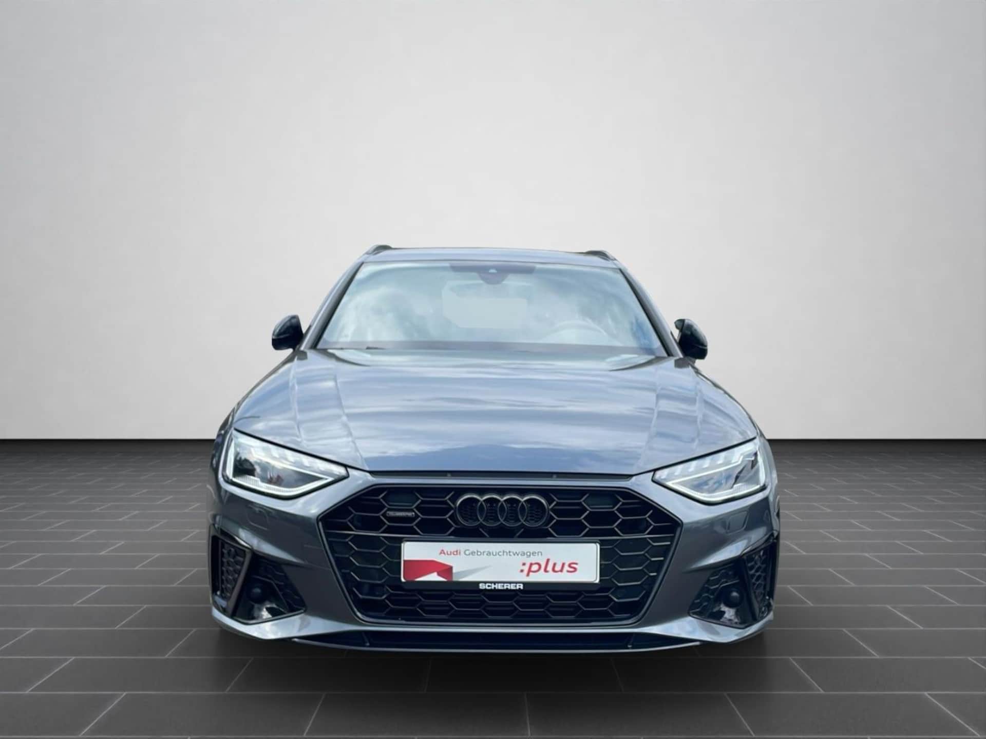 Audi A4 Avant S line