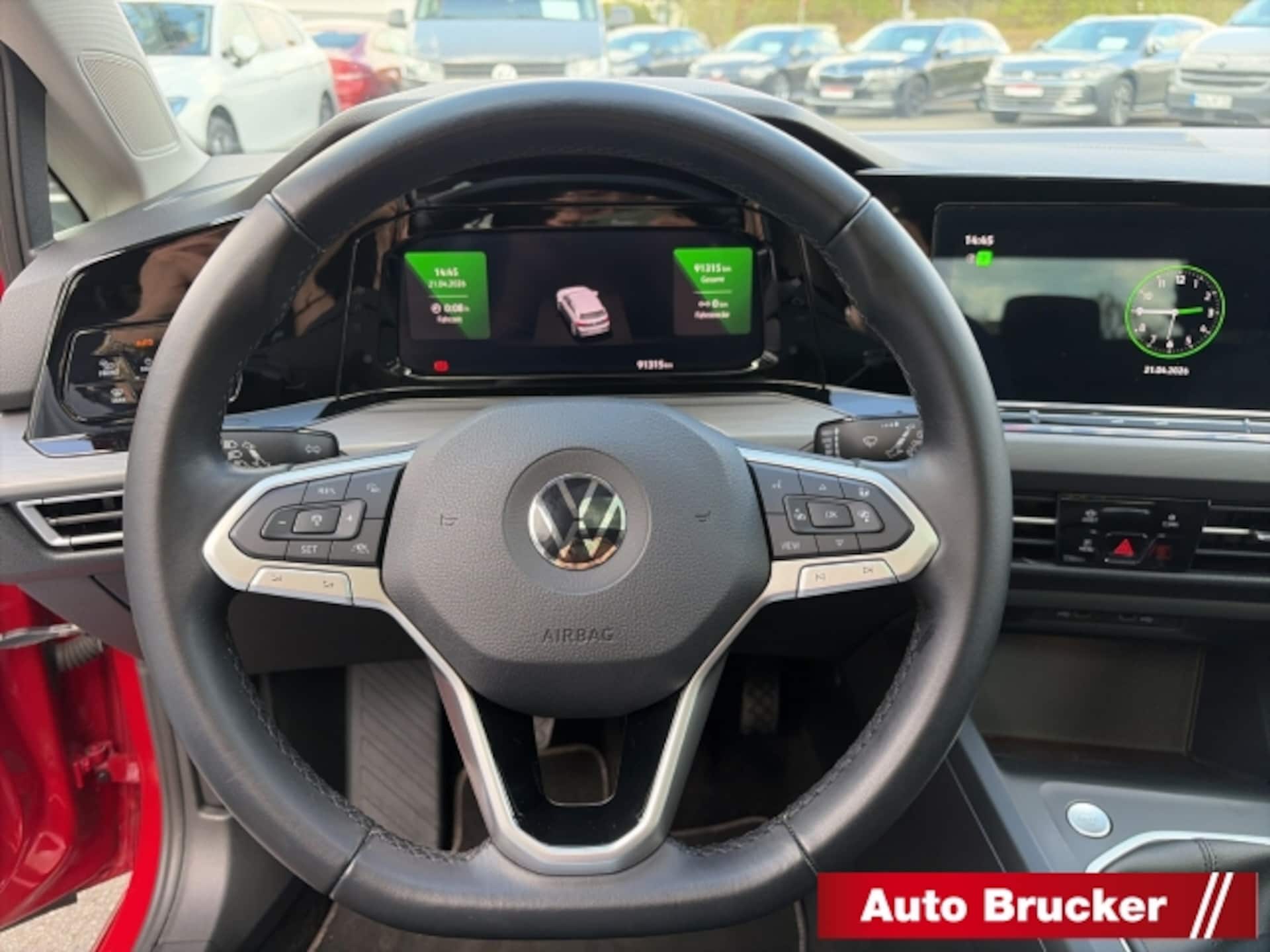Volkswagen Golf Style