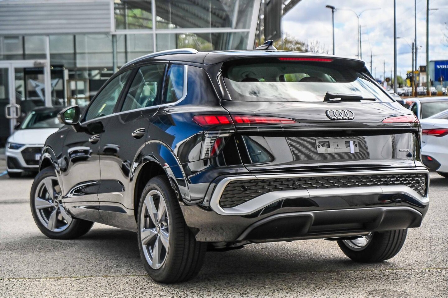Image about Audi Q3 SUV TFSI quattro 150 kW