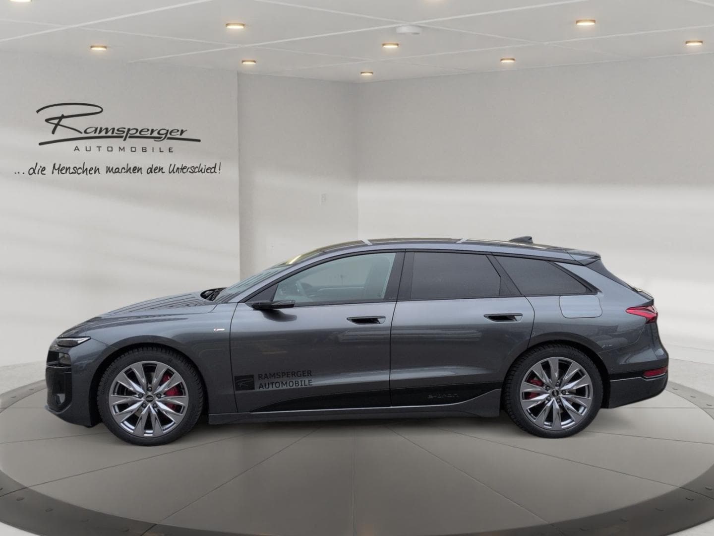 Bild über Audi A6 Avant e-tron e-tron quattro - für weitere Informationen kontaktieren Sie den Audi Partner
