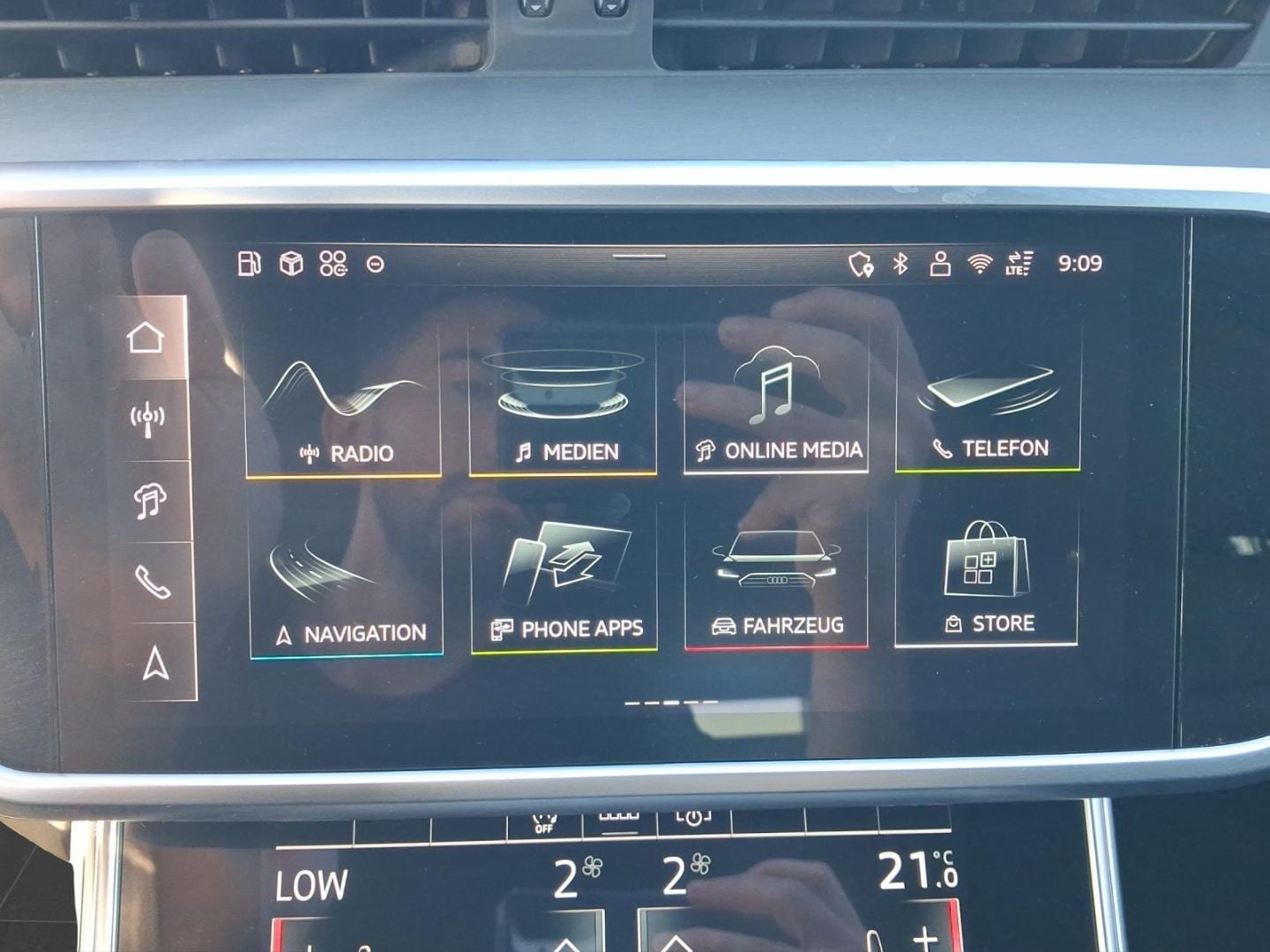 Bild über Audi S6 Avant S6 Avant TDI 253(344) kW(PS) tiptronic - für weitere Informationen kontaktieren Sie den Audi Partner