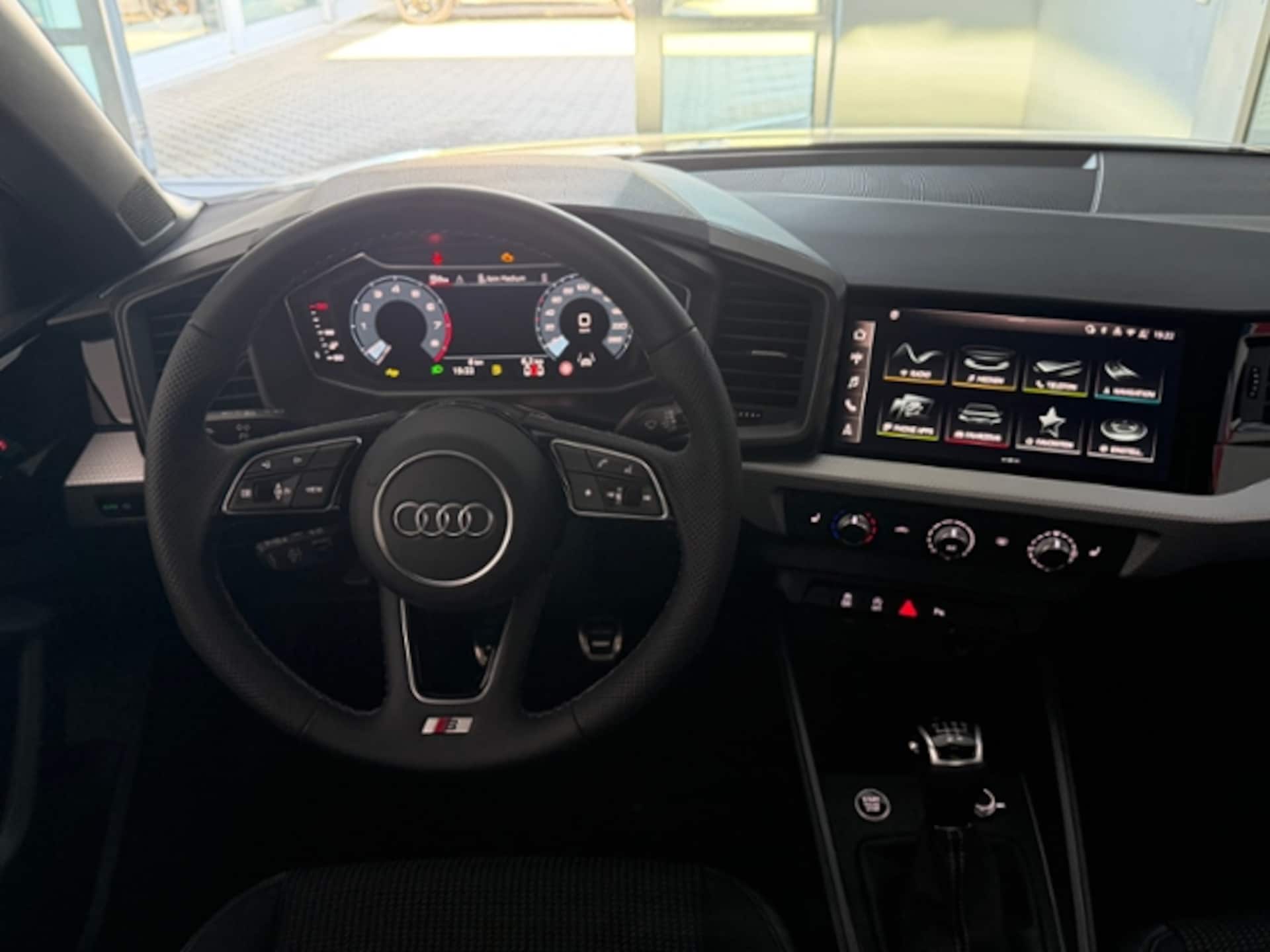 Audi A1 Sportback S line