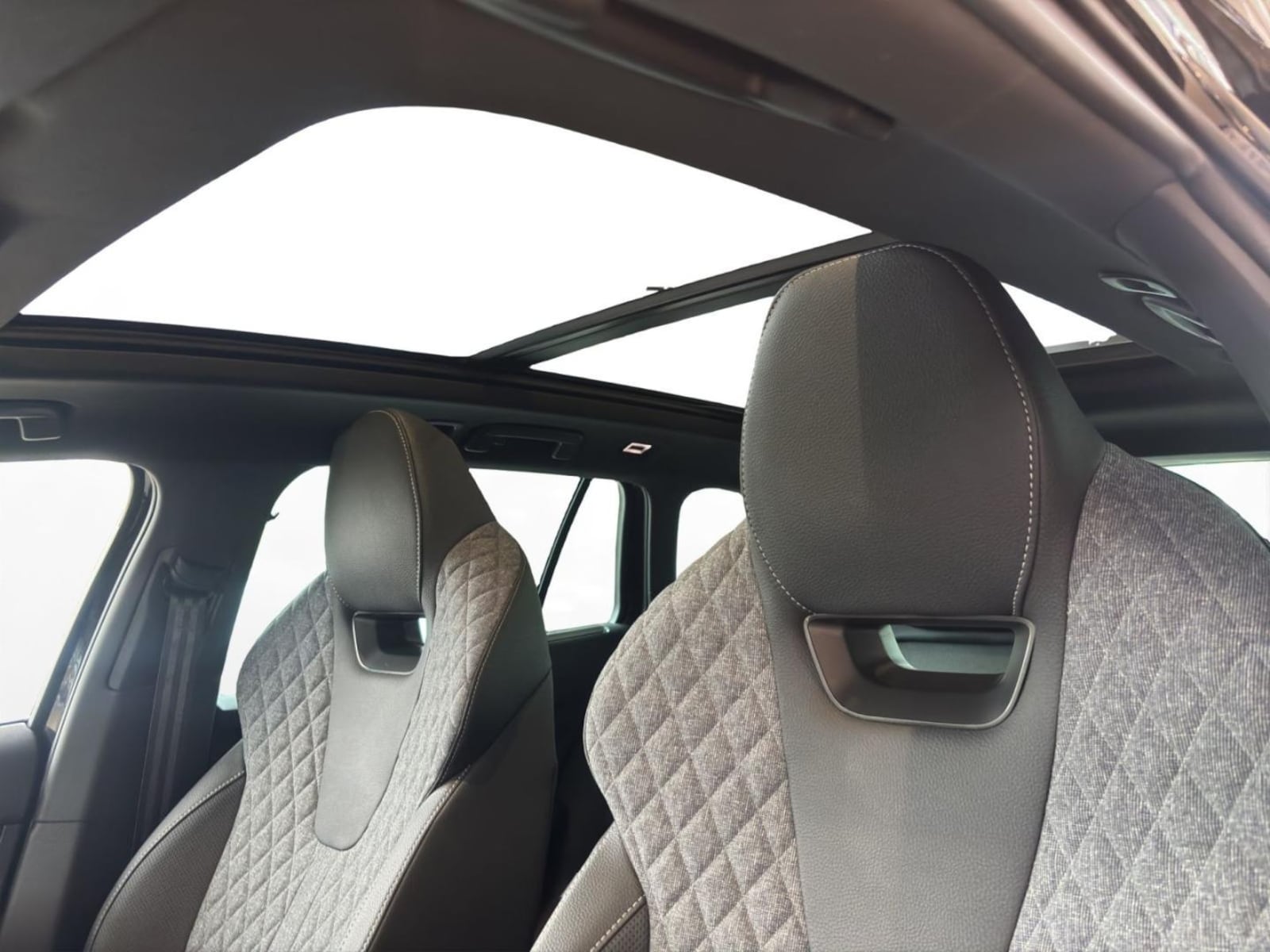 Škoda Octavia Combi – Bild 8