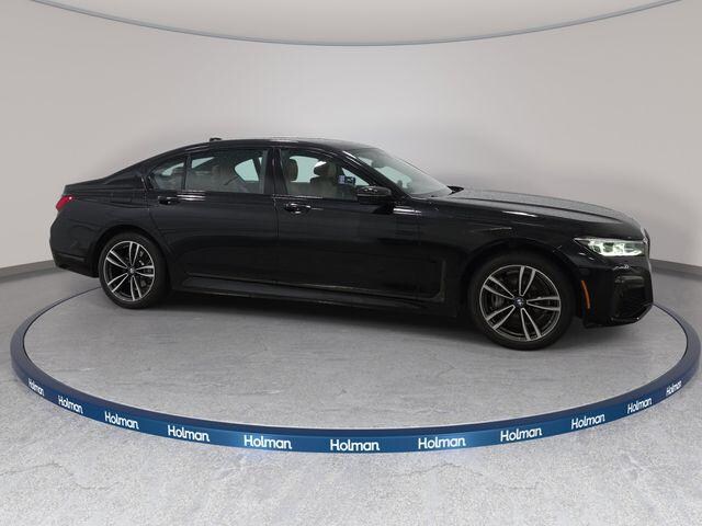 2020 BMW 740i