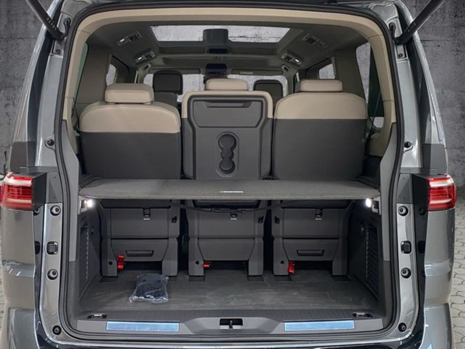 Volkswagen Multivan Langversion – Bild 13