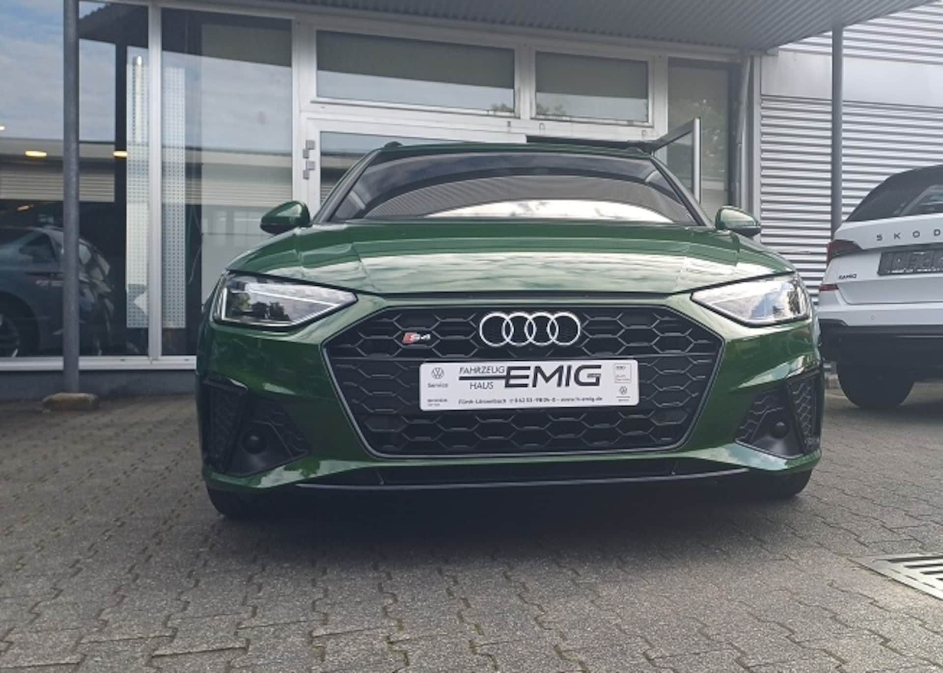 Audi S4 Avant