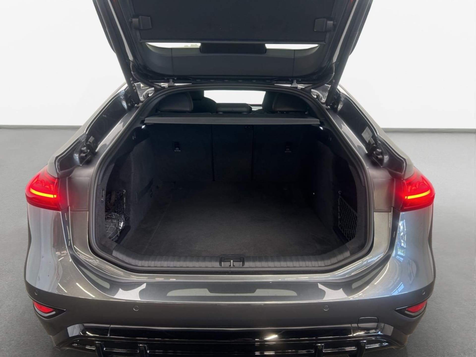 Audi S6 Sportback e-tron edition one