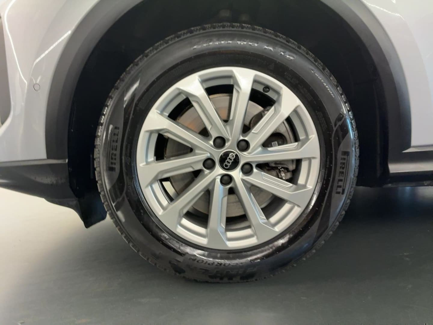 Bild über Audi Q5 SUV TDI quattro 150 kW S tronic - für weitere Informationen kontaktieren Sie den Audi Partner