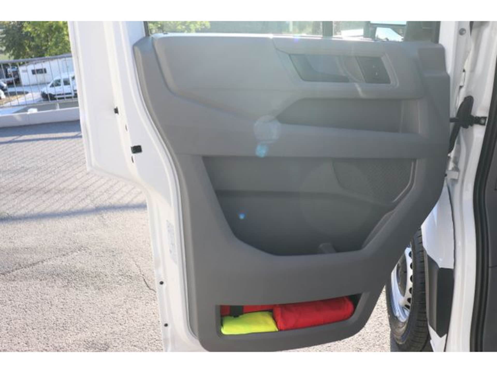 Volkswagen Crafter Kasten mittlerer Radstand
