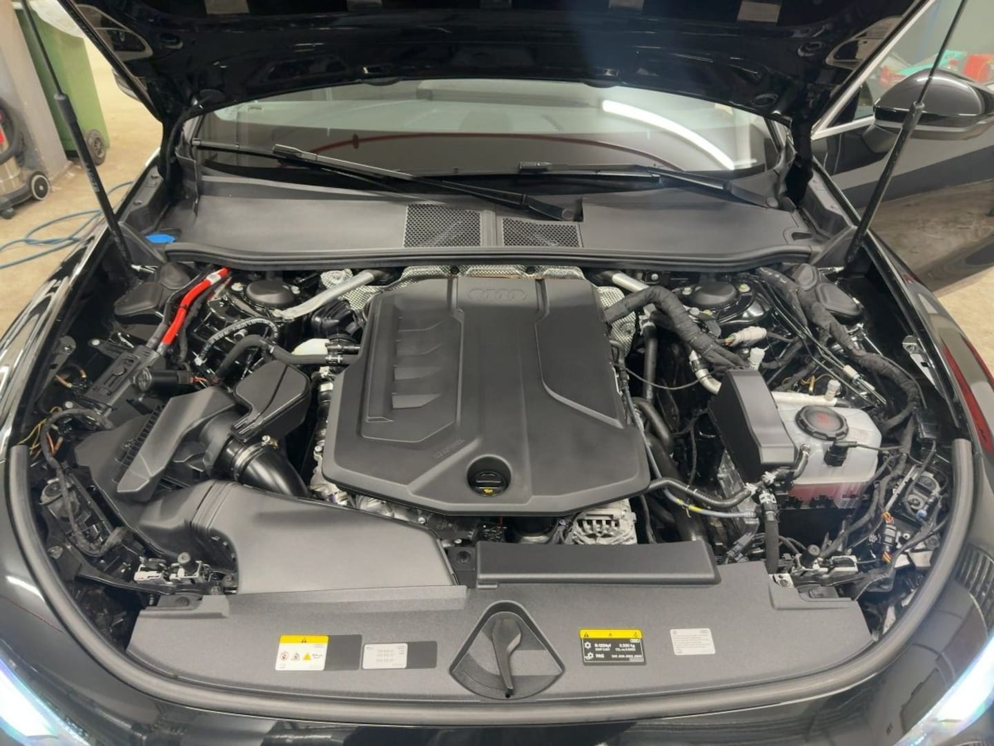 Bild über Audi A6 Avant TFSI 150 kW S tronic - für weitere Informationen kontaktieren Sie den Audi Partner