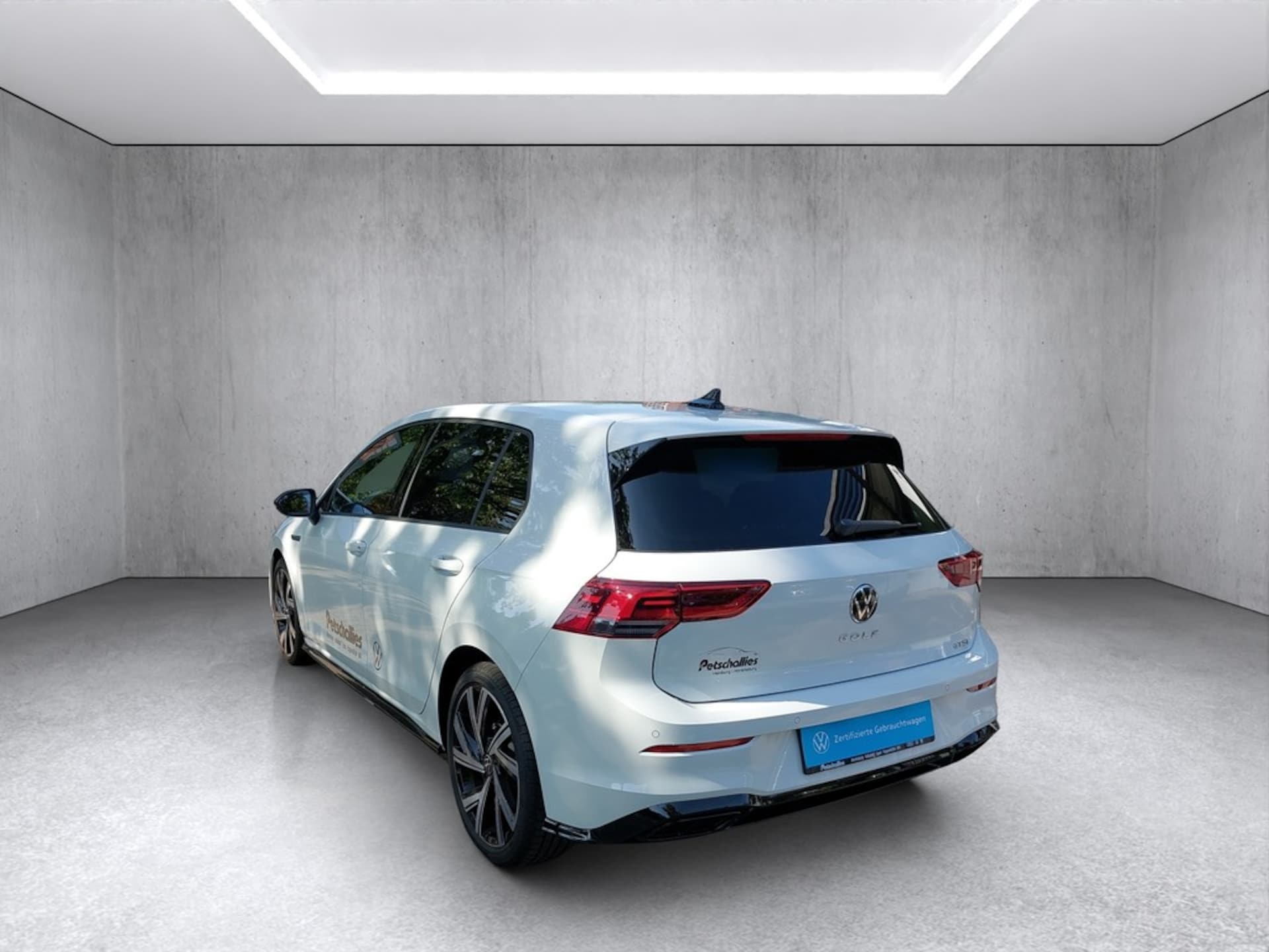 Volkswagen Golf R-Line