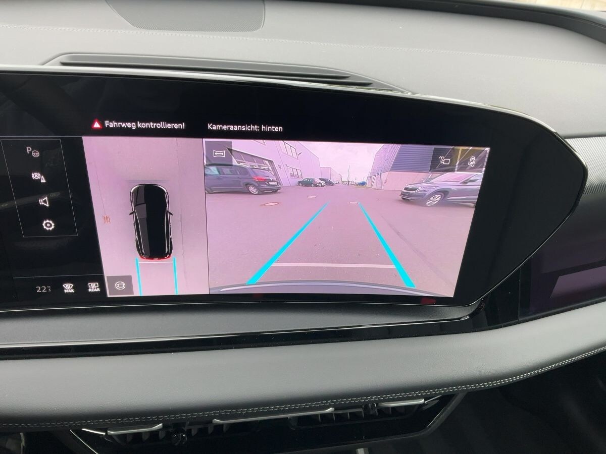 Image about Audi Q6 SUV e-tron e-tron quattro