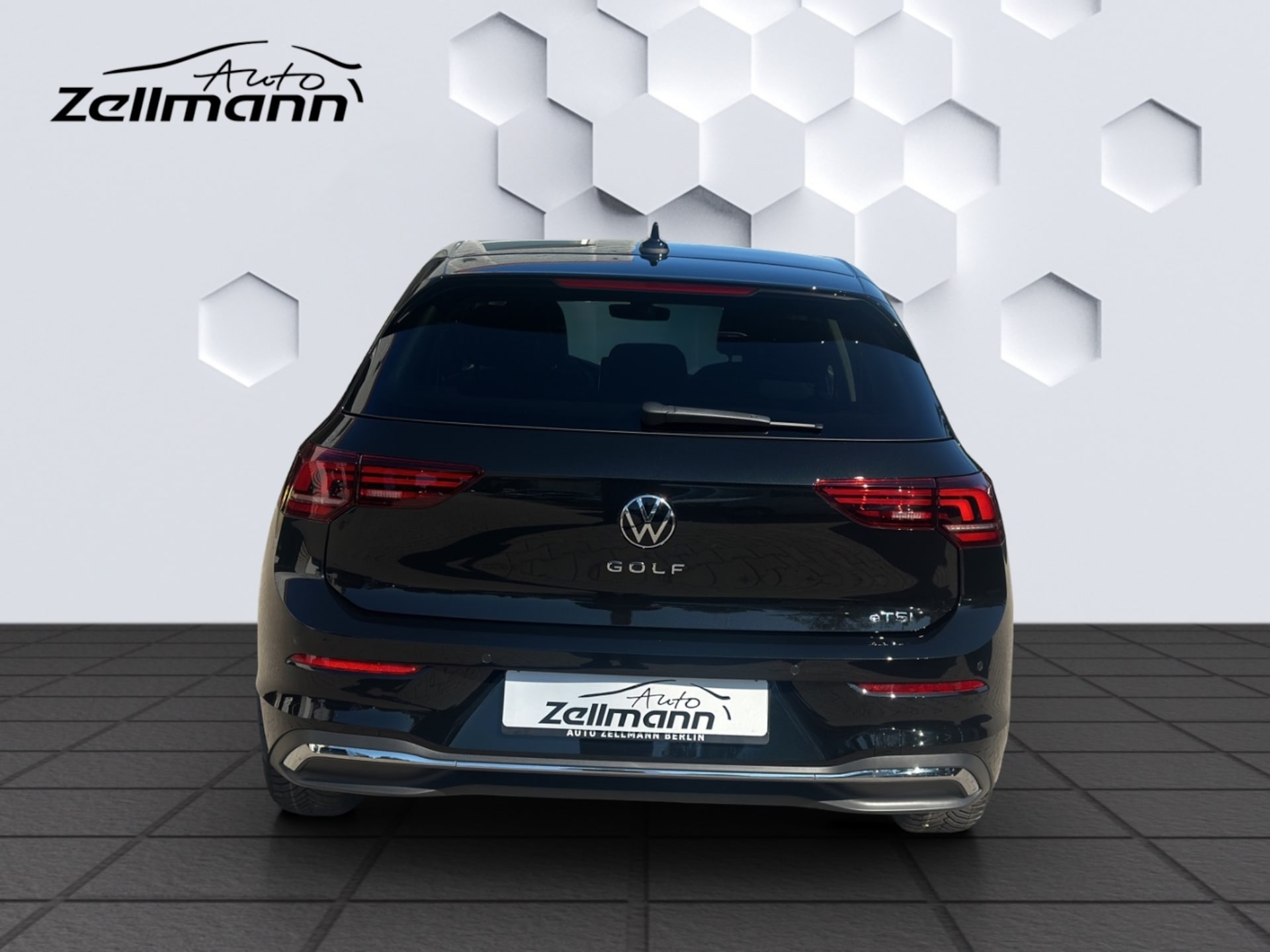 Volkswagen Golf Life