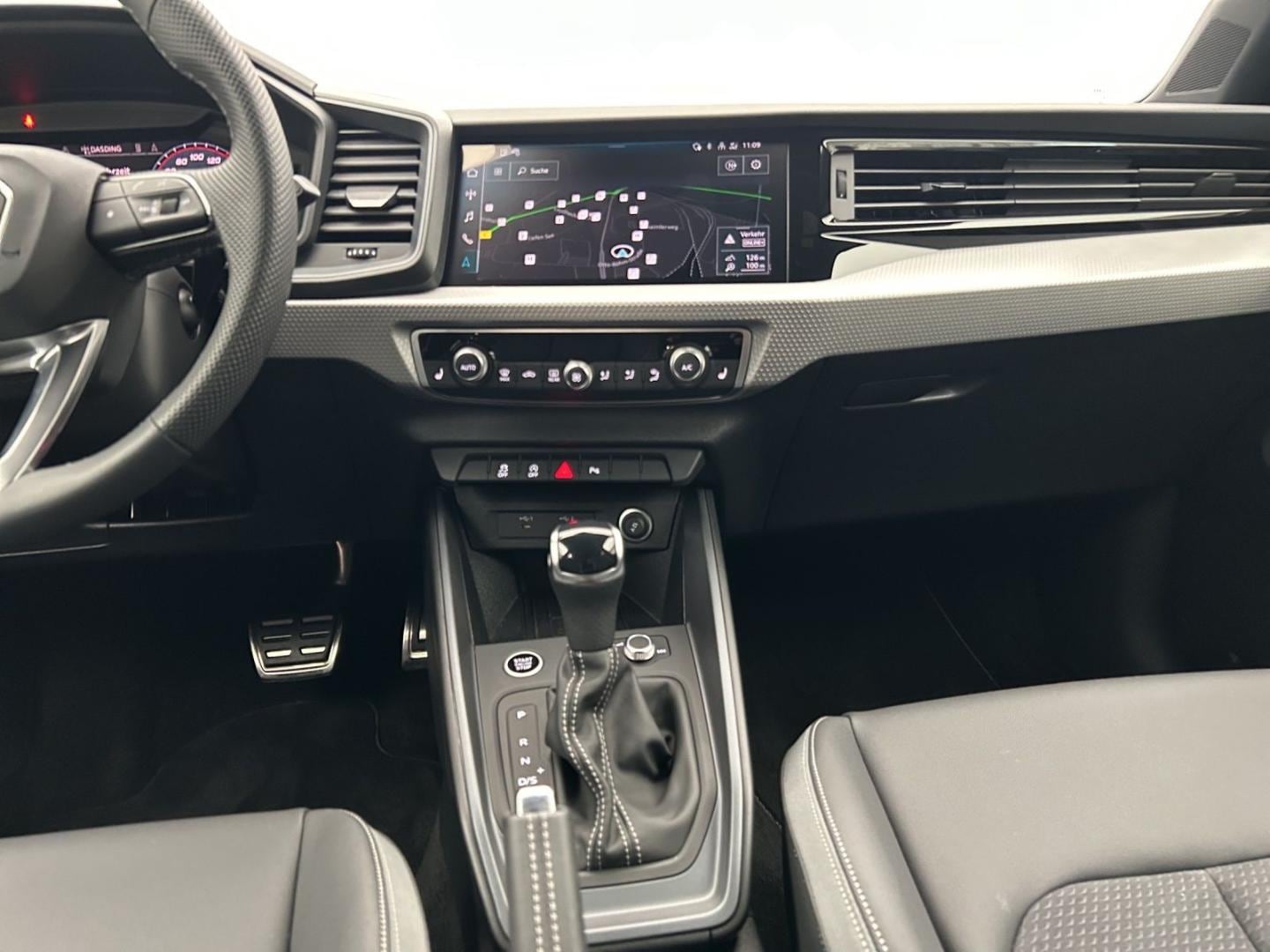 Bild über Audi A1 allstreet 35 TFSI S tronic - für weitere Informationen kontaktieren Sie den Audi Partner
