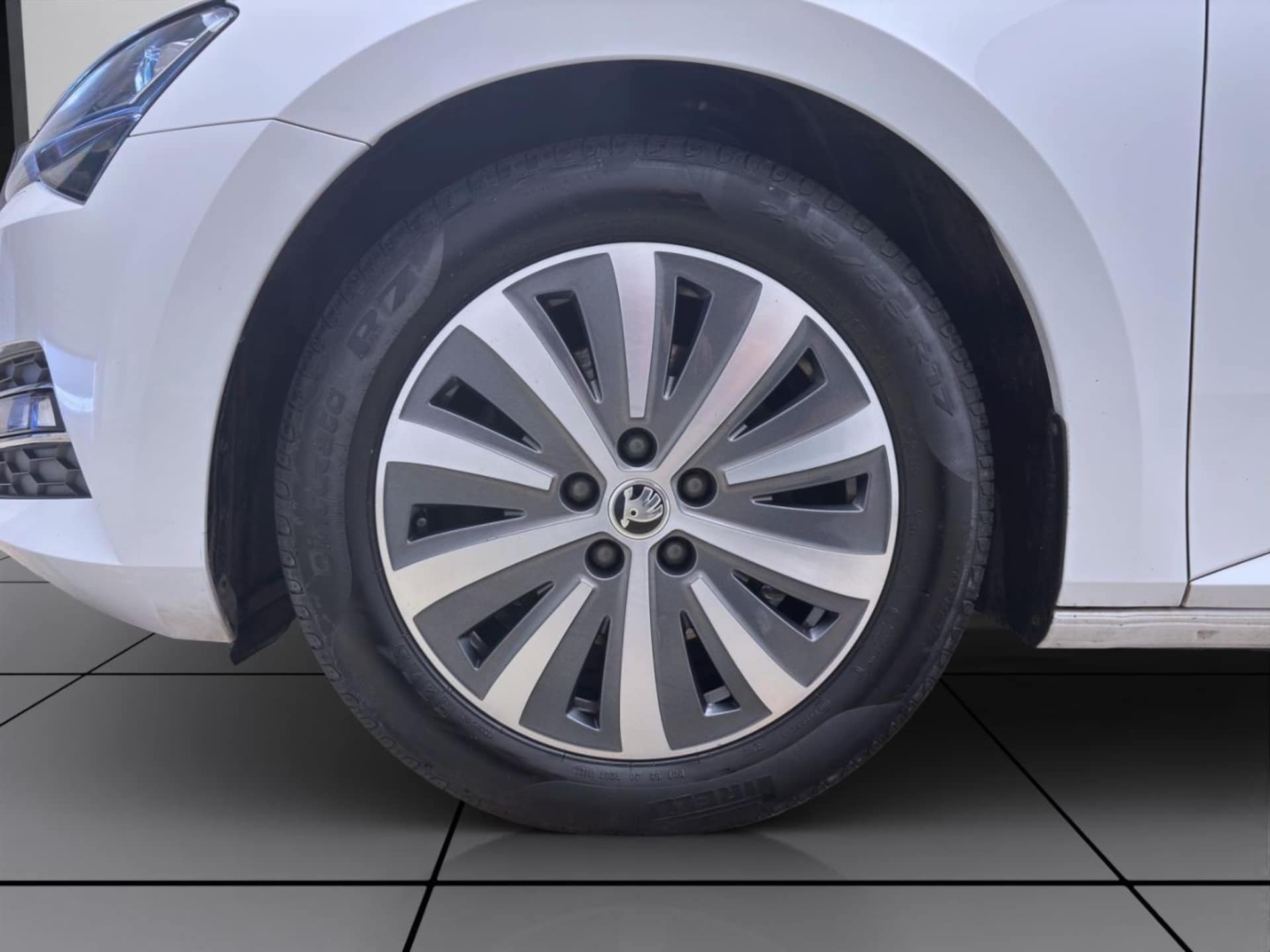 Skoda Superb Combi PREMIUM EDITION