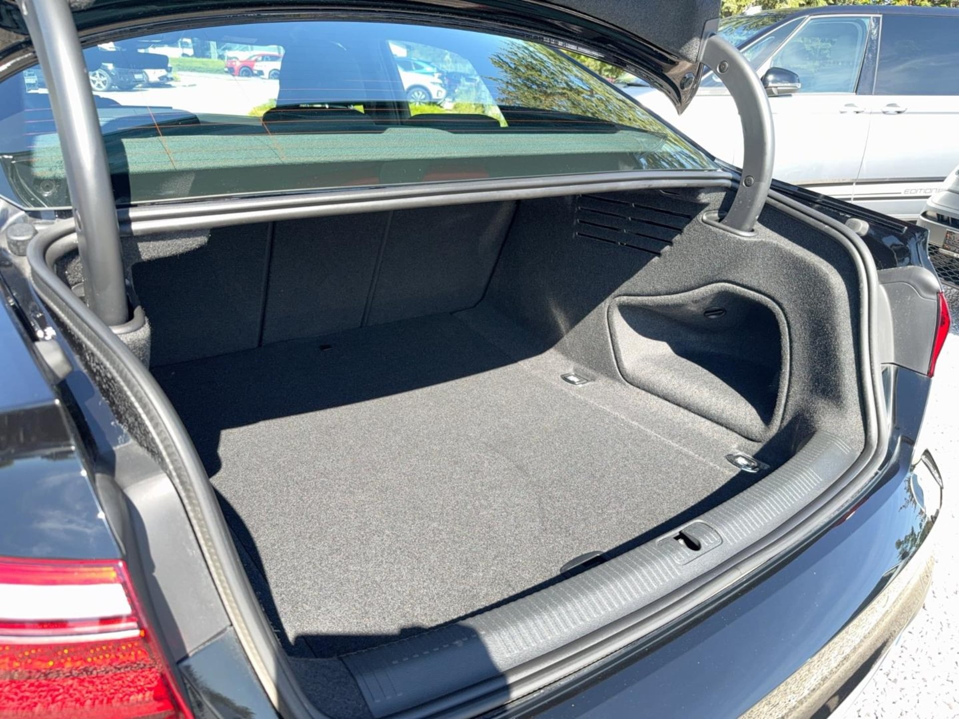 Audi A4 Limousine Advanced