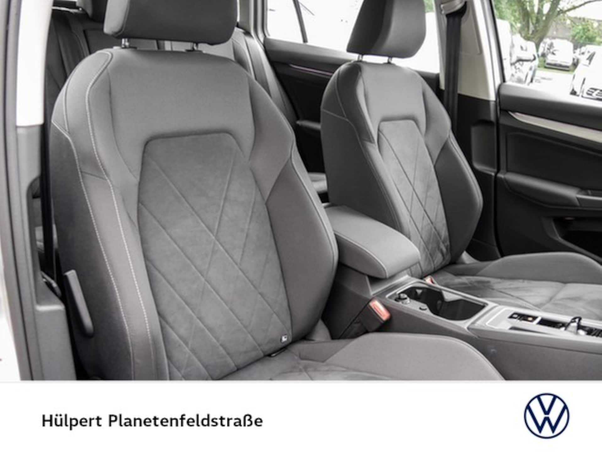 Volkswagen Golf Variant Life