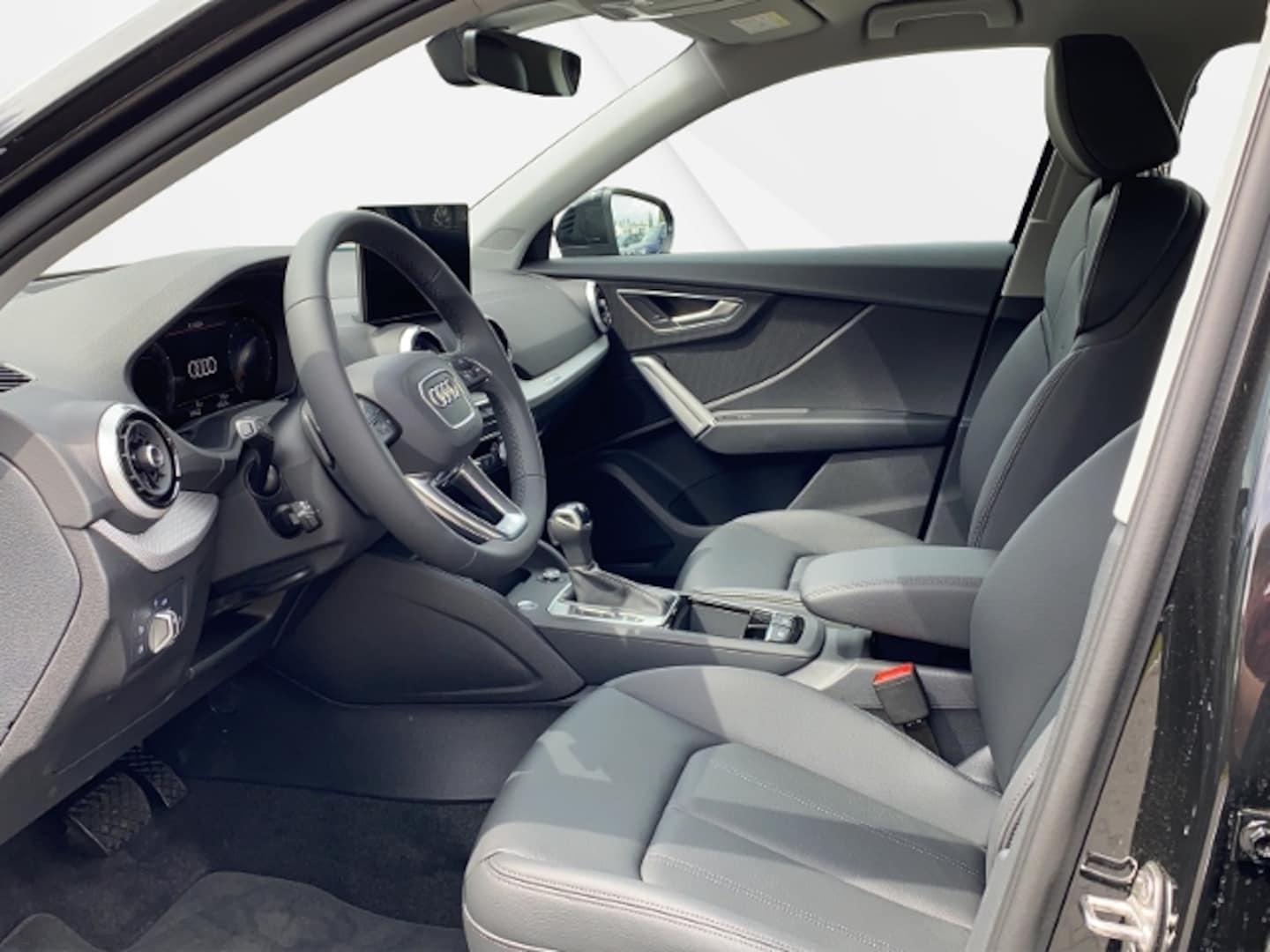 Bild über Audi Q2 S line 35 TFSI S tronic - für weitere Informationen kontaktieren Sie den Audi Partner