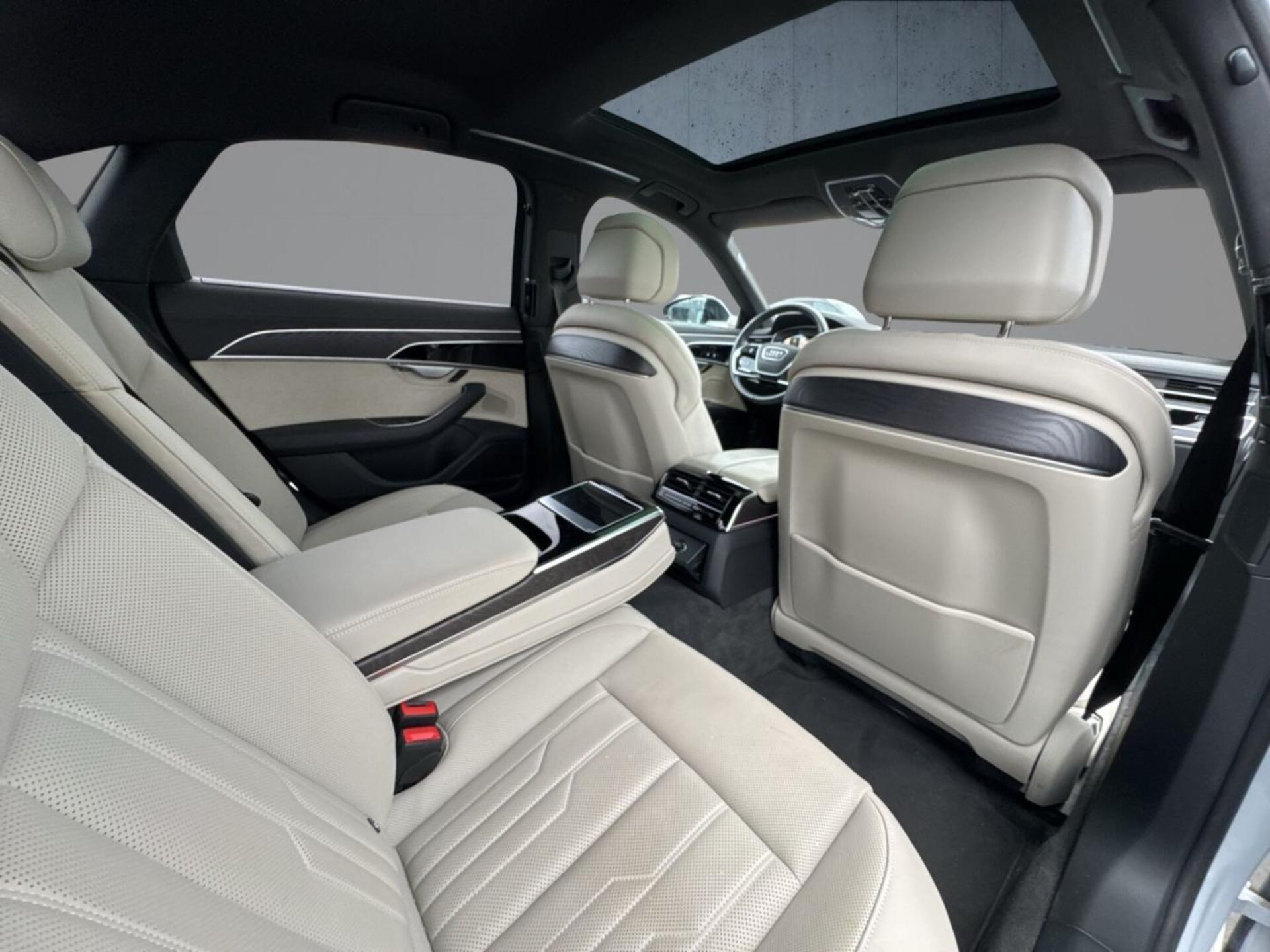 Audi A8 TFSI e