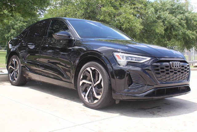 2024 Audi Q8 e-tron