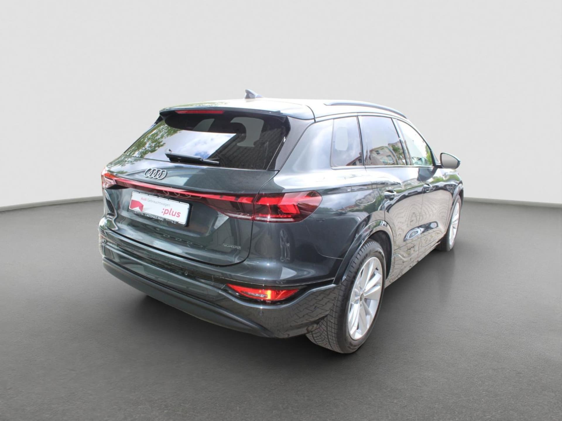 Audi Q6 SUV e-tron